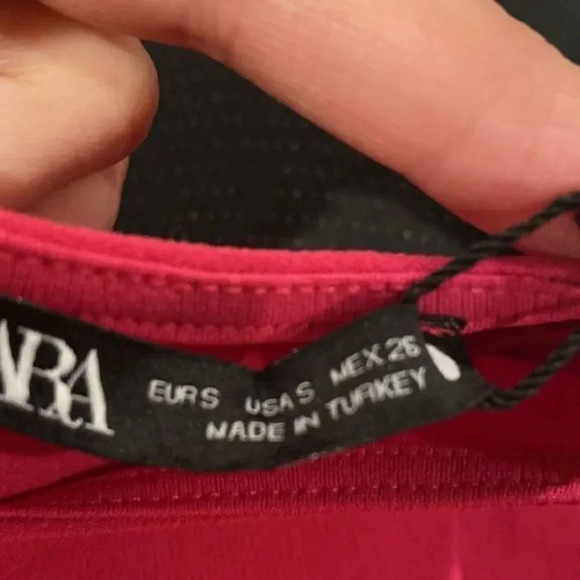 NWT ZARA AW21 FUCHSIA KNOTTED DRESS WITH CUT OUT 2298/461 - Picture 5 of 6